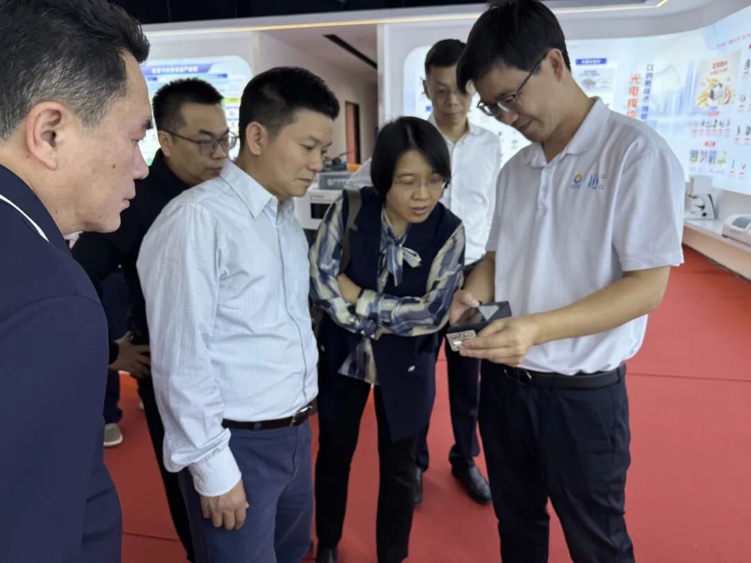 国产高端光谱仪器 图片