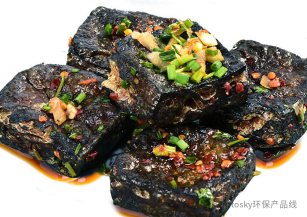 长沙臭豆腐，外焦里嫩，闻着臭，吃起来香|臭豆腐|长沙|豆腐_新浪新闻